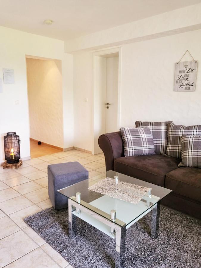 Ferienwohnung Mary Schmidtheim エクステリア 写真